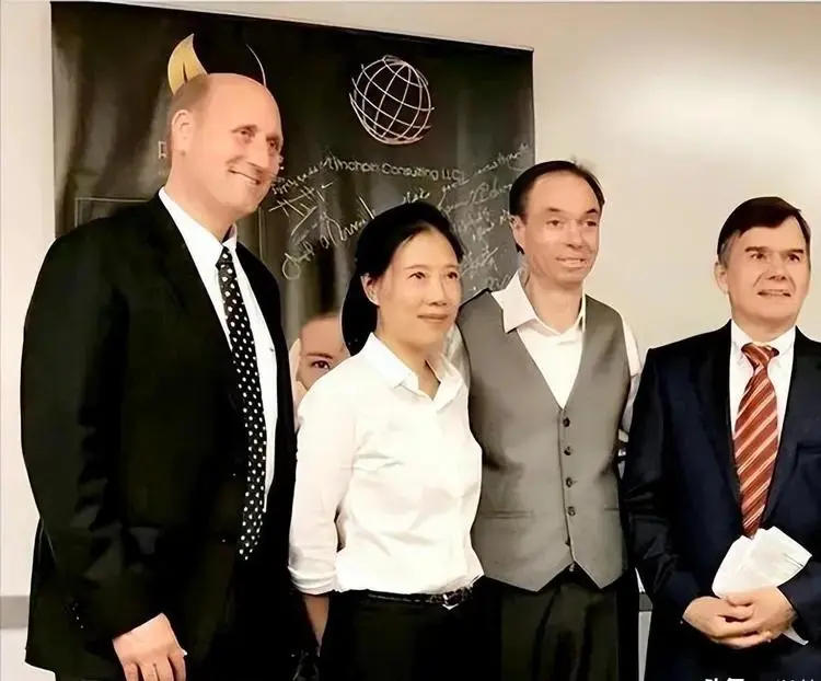 叶檀丈夫定居美国长期分居，身家上亿