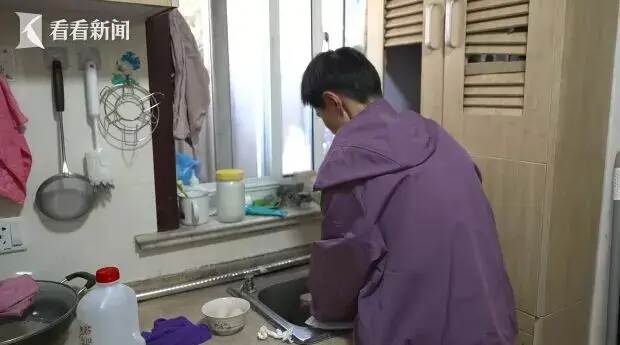 认识2天就结婚，不到2个月办离婚，分走130万