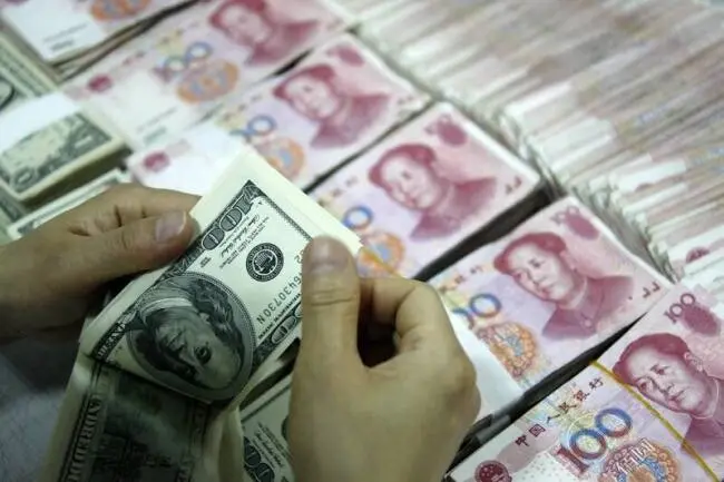 大逃亡！中国富豪把钱“搬空”了