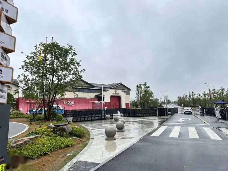 和赵露思撞衫后 她被骂了12个小时