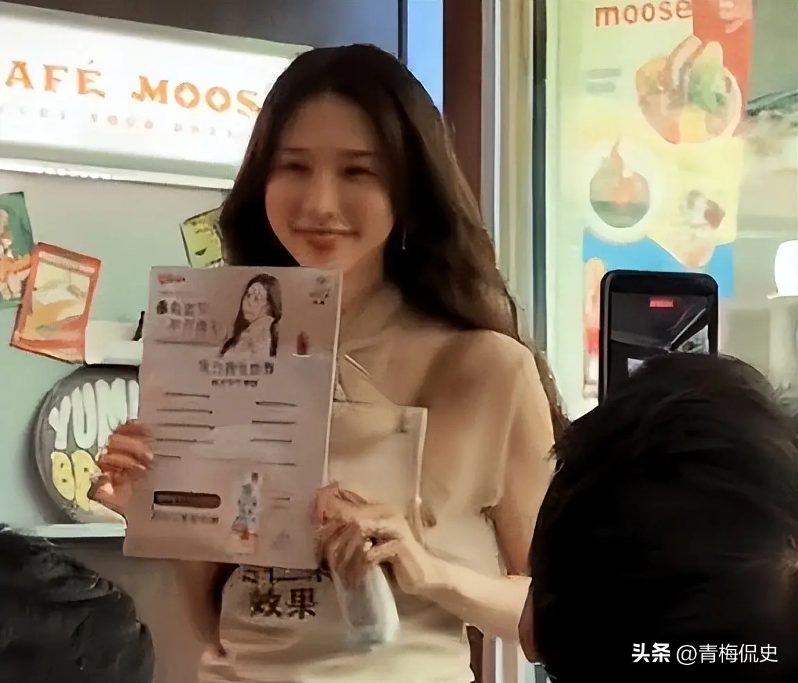 林志玲脸肿馒化显疲惫,发嗲叫卖