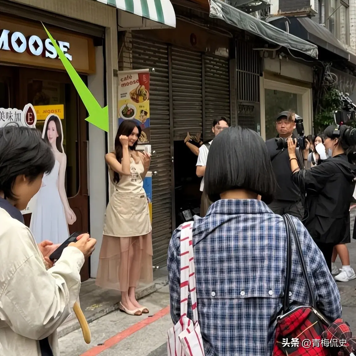 林志玲脸肿馒化显疲惫,发嗲叫卖