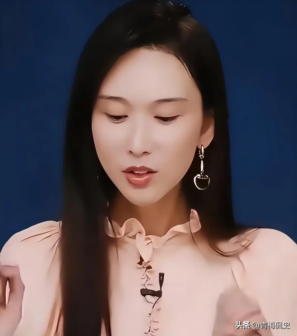 林志玲脸肿馒化显疲惫,发嗲叫卖