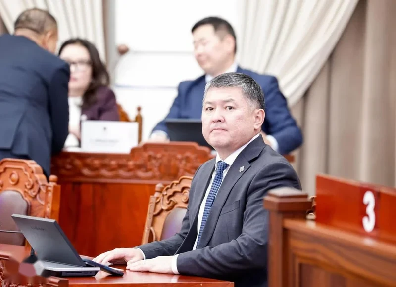 日企高管钓鱼引发大火，蒙古准备发起索赔，中国同样在等一个交代