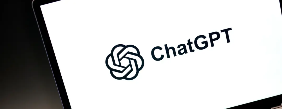 31岁亚马逊华人工程师猝死！因恐被裁员，听信ChatGPT停药，父母怒告OpenAI...