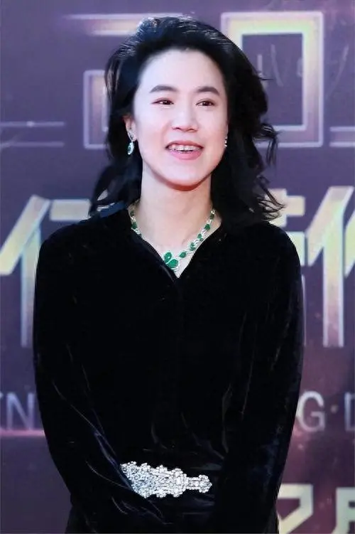 王楠现状：在内蒙古租房住，女儿进省队试训