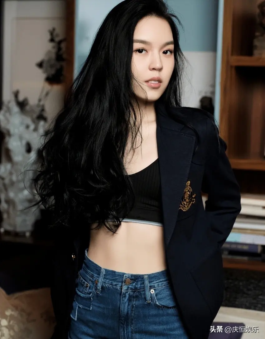 李咏老婆哈文定居纽约富人区，没有再婚