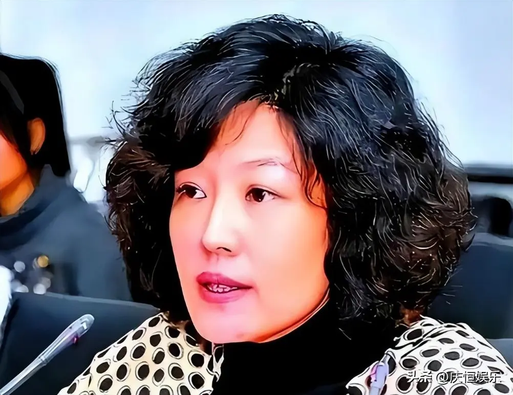 李咏老婆哈文定居纽约富人区，没有再婚