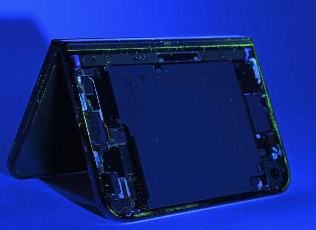 大面积爆雷：iPhone Duo碎屏问题愈演愈烈