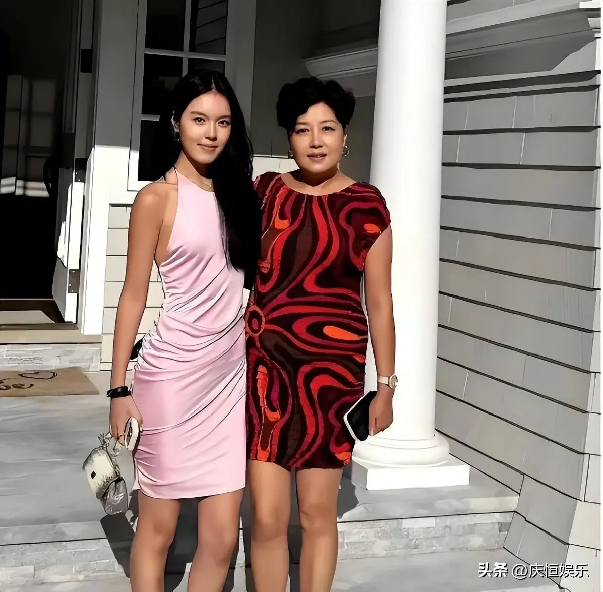 李咏老婆哈文定居纽约富人区，没有再婚