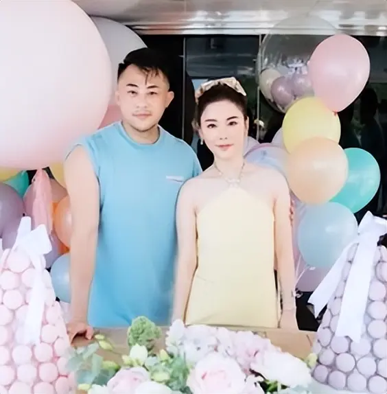 蔡天凤分尸现场：屋内香味浓，双脚残肢藏冰箱