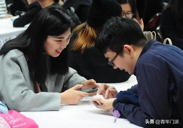 知名婚恋网站老总生活拮据，朋友圈要饭度日