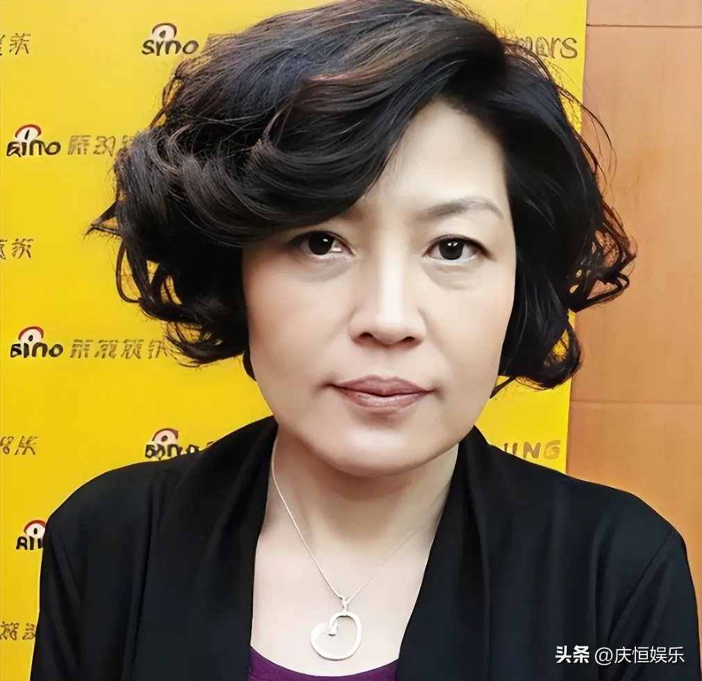 李咏老婆哈文定居纽约富人区，没有再婚