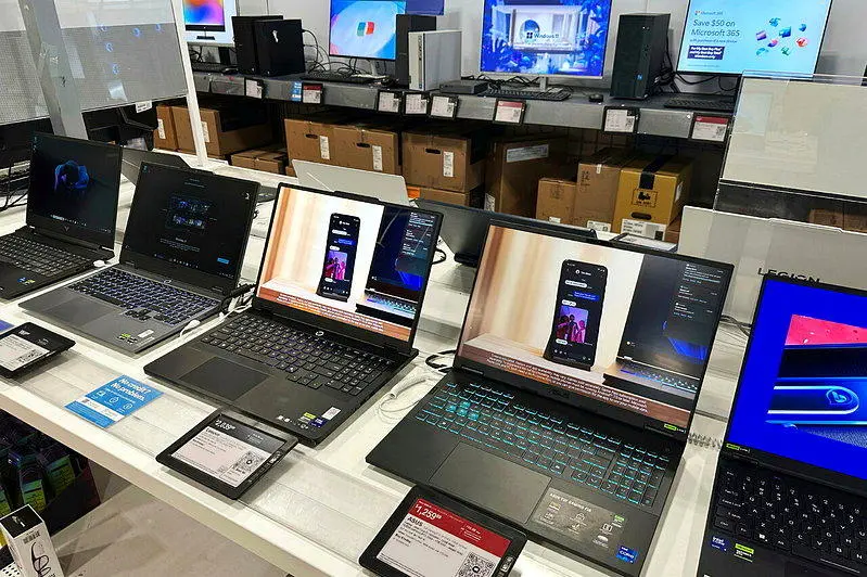 扛不住零组件狂涨 宏碁、华硕等PC业者传把部分生产搬回中国