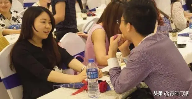 知名婚恋网站老总生活拮据，朋友圈要饭度日