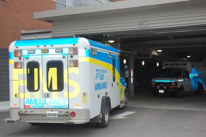多伦多癌症患者称打911遭拒，自乘Uber去急诊就医住院3天