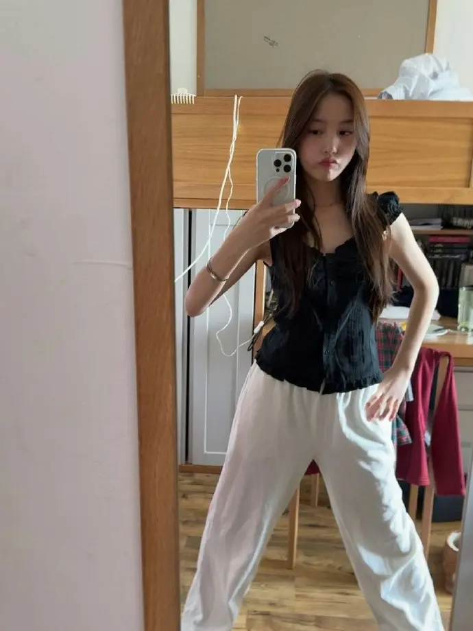 赵薇谈女儿：性格和我完全不同
