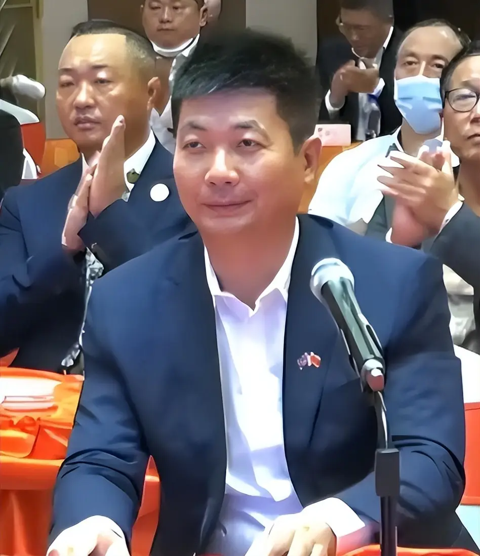 电诈头目刘忍：明面商会会长，背地坑害无数中国同胞