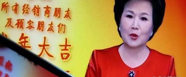 邢质斌78岁素面朝天逛早市，推掉所有商业