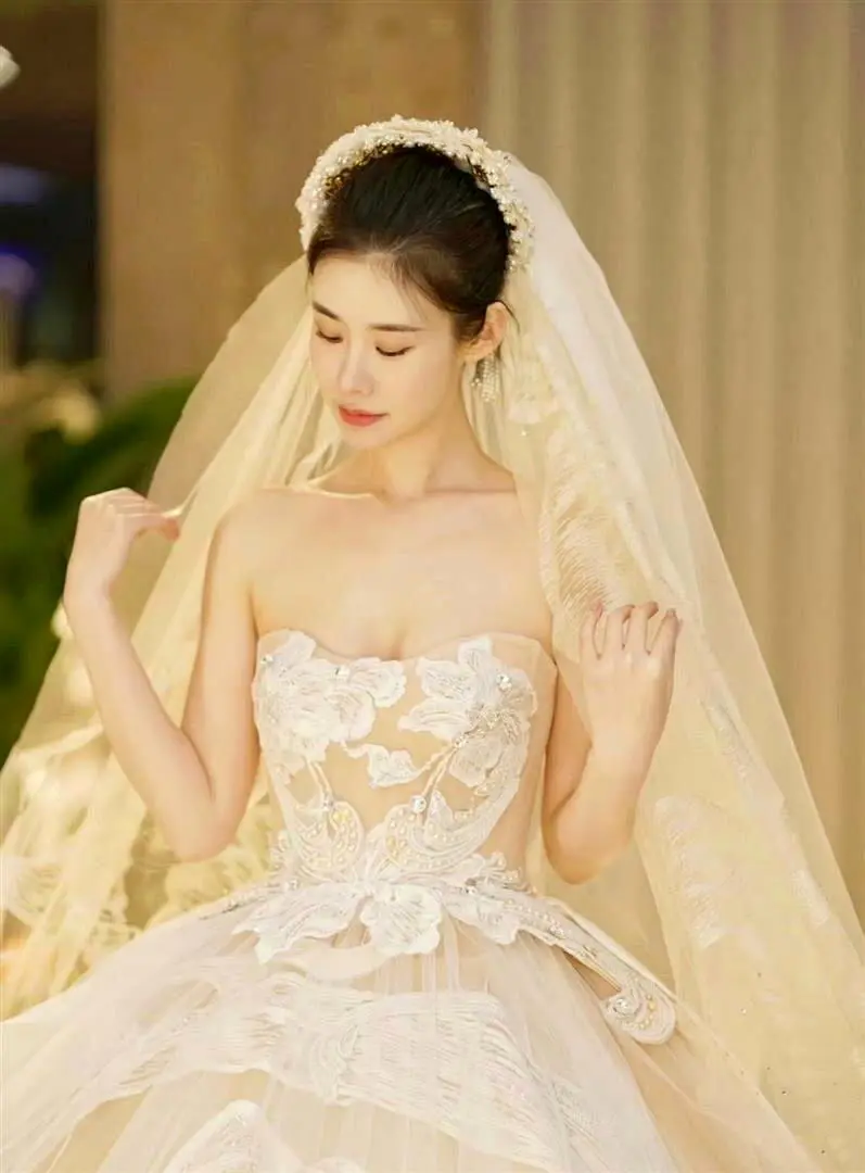 “美妆界熹妃回宫” 千万博主姜乘澜自爆已婚、老公是他